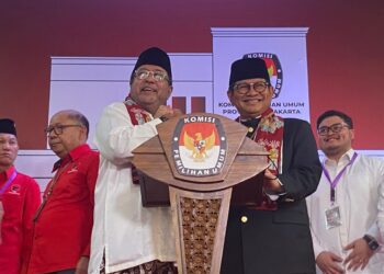 Pasanga Cagub-Cawagub Pilkada Jakarta, Pramono Anung-Rano Karno. Sumber foto : ANTARA