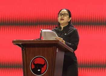 Puan Maharani dalam salah satu agenda kegiatan Partai Demokrasi Indonesia Perjuangan.
