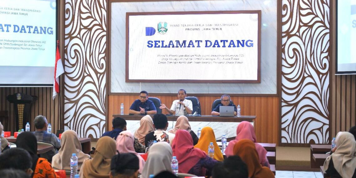 Program HI Mengajar Pelindo Daya Sejahtera