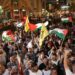 Para demonstran meneriakkan yel-yel protes anti-Israel setelah serangan Israel di Lebanon, di Tehran, Iran, 28 September 2024. Sumber foto : Majid Asgaripour/WANA (West Asia News Agency) melalui REUTERS.