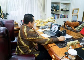 Ketua MPR RI, Bambang Soesatyo, saat memberikan kuliah 'Konvergensi Sistem Nasional dan International Dalam Konteks NKRI', Pascasarjana Program Studi Damai dan Resolusi Konflik, Fakultas Keamanan Nasional, Universitas Pertahanan RI (UNHAN), secara daring di Jakarta, Rabu (11/9/2024).