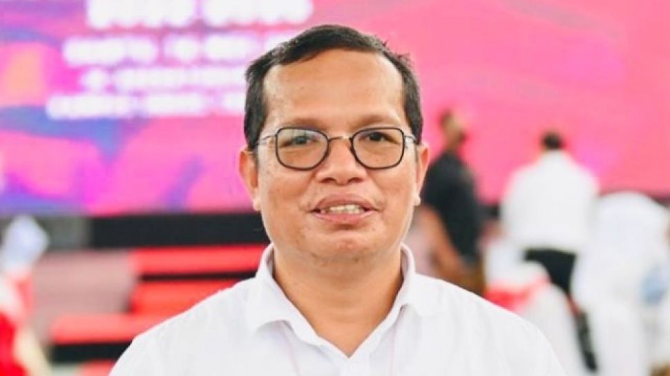 Dr.Tasrifin Tahara