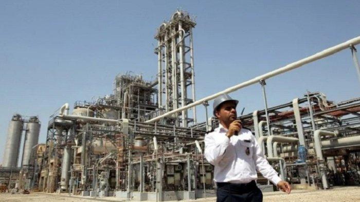 Salah Satu Kilang Minyak Iran