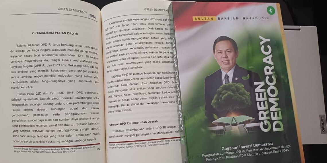 Cover Buku Green Democracy