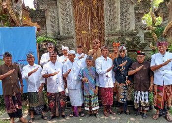 Raja-Raja Bali saat Mendukung Pembangunan Bandara Utara Singaraja