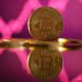 Representasi mata uang kripto bitcoin. Sumber foto : REUTERS/Dado Ruvic