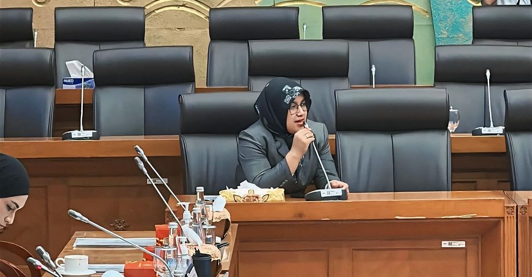 Anggota Komisi XII DPR RI, Meitri Citra Wardani dalam acara Rapat Dengar Pendapat dengan Kepala BPH Migas untuk membahas progres dan evaluasi pelaksanaan program hingga Triwulan III 2024, serta program strategis tahun 2025 di Gedung Parlemen, Jakarta pada Senin (18/11/2024) kemarin.