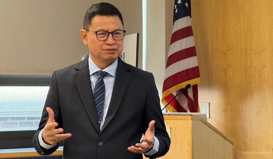 dr.Taruna Ikrar saat memberi kuliah di Harvard Medical School, Harvard University, tepatnya di Aula Massachusetts General Hospital, Boston, USA pada Rabu(20/11/2024).