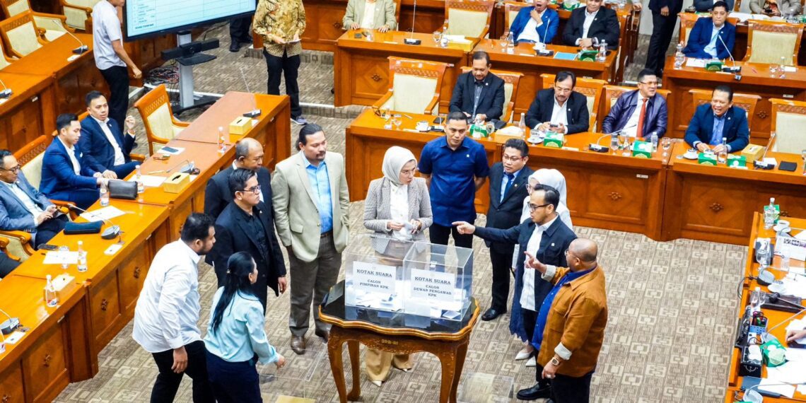 Voting Pemilihan Calon Pimpinan KPK di Gedung Parlemen Senayan Jakarta pada Kamis (21/11/2024)