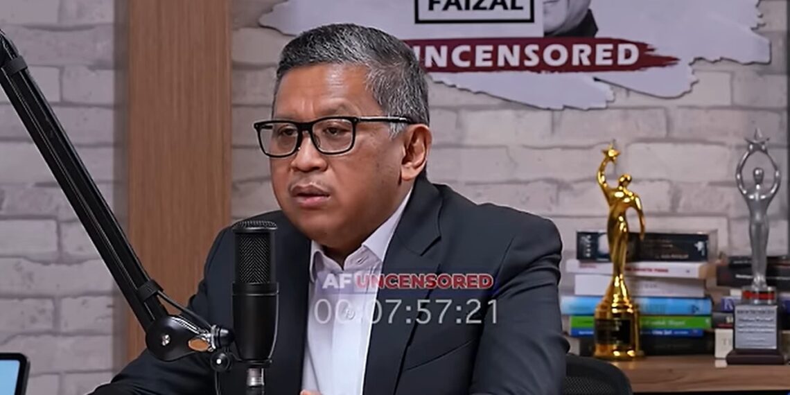 Tangkapan layar saat Hasto Kristiyanto menjadi narasumber di acara podcast Akbar Faisal Uncensored pada Jum'at (22/11/2024) malam.