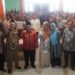 Meitri Citra Wardani, Anggota DPR RI Fraksi PKS, berpose bersama para peserta kegiatan sosialisasi empat pilar di di Madiun Jawa Timur pada Minggu (24/11/2024) kemarin.