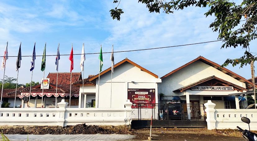 Gedung KPU Kabupaten Tegal - Source : Google Maps