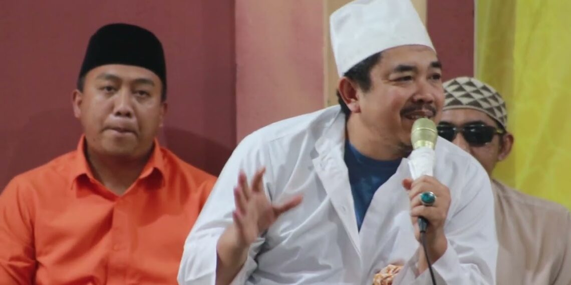 KH.Kholil As'ad, Pengasuh Pondok Pesantren Wali Songo Situbondo
