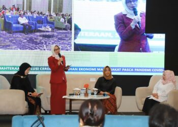 Marlinda Irwanti Poernomo saat menyampaikan pemaparan dalam Seminar Literasi yang digelar di Jakarta, pada Senin (25/11/2024).
