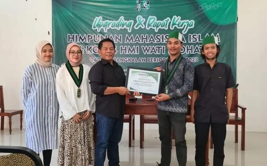 Ketua Umum Poros Pemuda Indonesia, saat jadi pemateri Basic Training HMI di Graha Yakusa Malang.