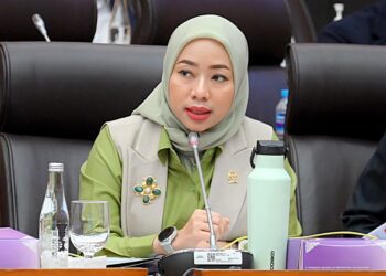 Anggota Komisi XII DPR RI, Ratna Juwita