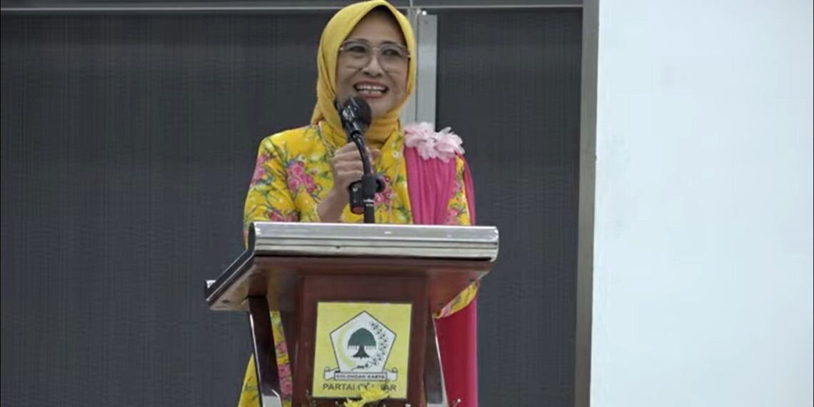 Ketua Bidang Pemberdayaan Perempuan DPP Partai Golkar dalam acara Silaturahmi Perempuan Partai Golkar dan Peringatan Hari Ibu di Aula DPP Partai Golkar Slipi, Jakarta pada Jum'at (20/12/2024).