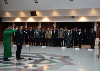 Prof.Budi Setiyono saat prosesi pelantikan Sekretaris Kementerian Kependudukan dan Pembangunan Keluarga/BKKBN pada Senin (6/1/2025).