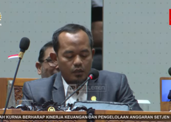 Anggota DPR RI Fraksi PKS dari Dapil Jatim VII, Riyono, saat menyampaikan pandangannya dalam