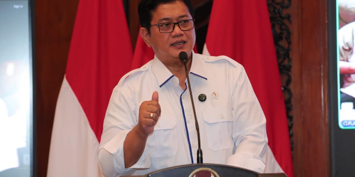Wakil Menteri Transmigrasi, Viva Yoga Mauladi.