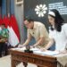 Penandatanganan Nota Kesepahaman antara Menteri Kemendukbangga/Kepala BKKBN, Wihaji, dengan Menteri Pelindungan Pekerja Migran Indonesia/BP2MI, Abdul Kadir Karding, pada Kamis (06/03/2025), di Aula K.H. Abdurrahman Wahid, Gedung KPPMI/BP2MI Lt 1, Jl MT. Haryono Kav 52, Pancoran, Jakarta Selatan.