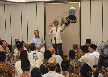 Bahlil Lahadalia (Menteri ESDM) dalam acara Silaturahmi dan Buka Puasa Bersama KAHMI yang digelar di Jakarta pada Rabu (13/3/2025).