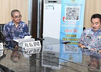 Wakil Bupati Bondowoso, As'ad Yahya Syafi'e, S.E, saat rapat daring membahas pelaksanaan Program Peningkatan Mutu Sumber Daya Manusia (SDM) di Daerah dan Program Beasiswa Indonesia Emas-Daerah (BIE-D), kamis,(27/03/2025).
