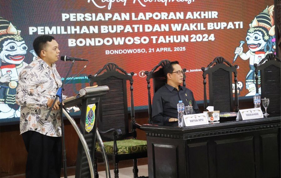 Komisi Pemilihan Umum (KPU) Kabupaten Bondowoso menggelar Rapat Koordinasi Persiapan Laporan Akhir Pemilihan Bupati dan Wakil Bupati Bondowoso Tahun 2024. Kegiatan ini berlangsung pada Senin, 21 April 2025, bertempat di Pendopo Raden Bagus Asra.