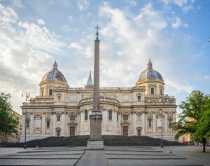 Basilika Santa Maria Maggiore di Roma. Sumber foto : Pixabay