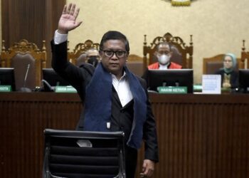 Sekjen PDI Perjuangan Hasto Kristiyanto dalam persidangan di Jakarta pada Jum'at (11/4/2025). Sumber foto : ANTARA.
