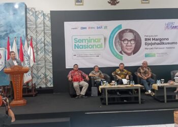 Ketua Dewan Pakar SMSI, Yudhi Chrisnandi, saat menyampaikan sambutan dalam acara seminar Nasional Pengusulan RM Margono Djojohadikusumo sebagai Pahlawan Nasional di Aula Dewan Pers Jakarta pada Kamis (10/4/2025)