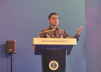 Kepala BPOM, Taruna Ikrar