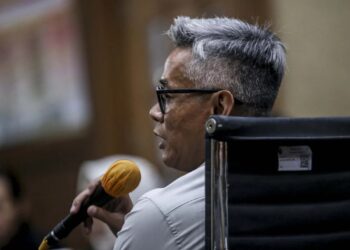 Eks Komisioner KPU Wahyu Setiawan dalam sidang kasus Harun Masiku yang melibatkan Sekjen PDI Perjuangan Hasto Kristiyanto.