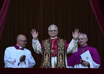 Kardinal Robert Prevost yang terpilih sebagai Paus pengganti Paus Fransiskus dengan titel Paus Leo XIV. Sumber foto : REUTERS.