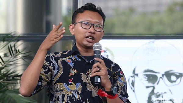 Ketua YLBHI, Muhammad Isnur