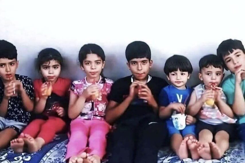 Anak-anak dari Dr A'laa An-Najar yang menjadi korban tewas kebrutalan Israel.