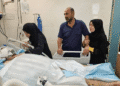 Keluarga Dr. Alaa Al-Najjar, korban serangan Israel.