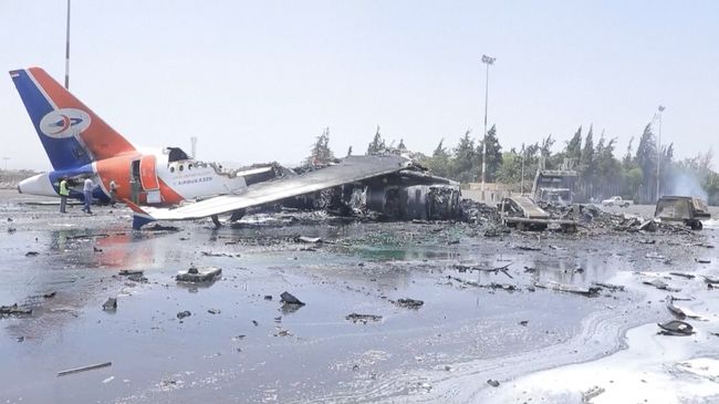 Pesawat haji Yaman yang dihantam rudal Israel, Rabu Pagi (28/5/2025).