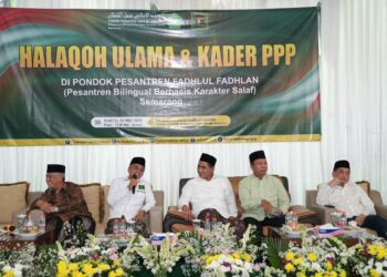 Forum Halaqah Ulama di Pondok Pesantren Fadhlul Fadhlan, Semarang, Sabtu (3/05)