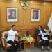 Menteri Kependudukan dan Pembangunan Keluarga, Wihaji, saat menerima audiensi Wakil Bupati Cilacap Ammy Amalia Fatma Sura di di Kantor Kemendukbangga/BKKBN, Jakarta, Kamis (9/5/2025). Sumber foto : Humas Kemendukbangga