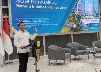 Menteri Kependudukan dan Pembangunan Keluarga/BKKBN, Wihaji, dalam acara Talk Show & StandUp Comedy DPP Partai Golkar bertajuk Membangun Sumberdaya Manusia Dan Kependudukan Bangsa Menuju Indonesia Emas 2045 bertempat di DPP Partai Golkar, Slipi Jakarta pada Kamis, (15/5/2025)