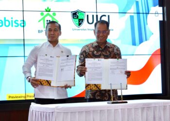 Penandatanganan MOU antara UICI dan Kementerian Kependudukan dan Pembangunan Keluarga yang ditandatangi oleh Rektor UICI, Prof. La Ode M.Kamaluddin dan Menteri Wihaji di Jakarta pada Senin (19/5/2025)