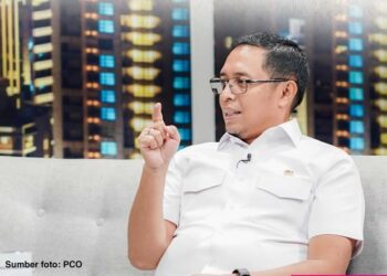 Kepala PCO, Hasan Nasbi