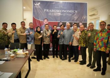 Pose bersama peserta dan narasumber diskusi yang digelar oleh Great Institute, di Jakarta, Jumat (20/06) kemarin.