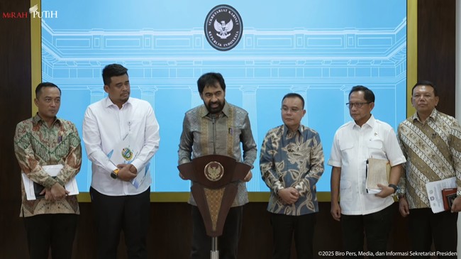 Gubernur Aceh Muzakir Manaf
