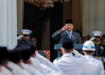 Presiden memimpin Upacara Peringatan Hari Lahir Pancasila di Gedung Pancasila Kemenlu pada Senin (2/6/2025). Sumber foto : Sekretariat Presiden.