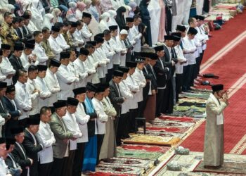 Presiden Prabowo saat mengikuti perayaan sholat idul adha di Masjid Istiqlal Jakarta, Jum'at (6/6/2025). Sumber foto : Sekretariat Kabinet