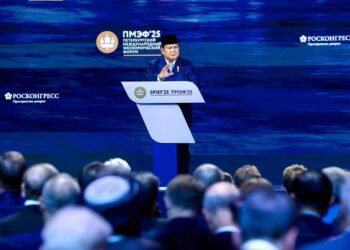 Prabowo saat menyampaikan materinya dalam forum Saint Petersburg International Economic Forum (SPIEF) 2025, Sumber foto : Instagram Presiden Republik Indonesia.