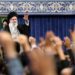 Pemimpin Tertinggi Iran, Ayatollah Ali Khamenei, melambaikan tangan saat menghadiri sebuah pertemuan di Teheran, Iran, 20 Mei 2025. Sumber foto : Kantor Pemimpin Tertinggi Iran/WANA [West Asia News Agency]/REUTERS).