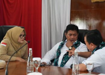 Wamen Transmigrasi, Viva Yoga Mauladi